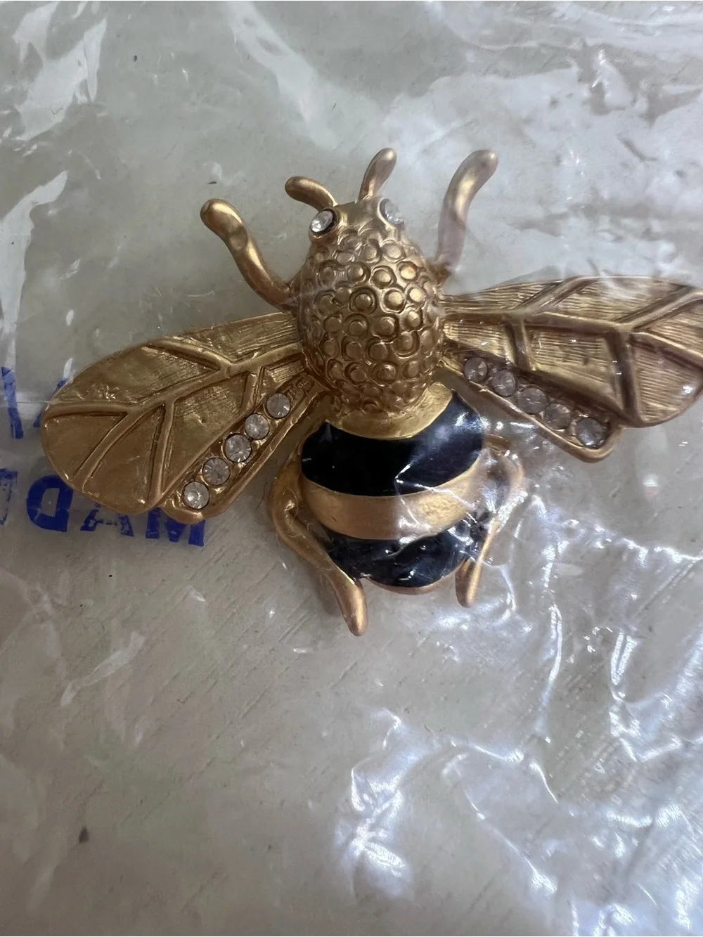 Brand New-Bumble Bee with Rhinestone Pin